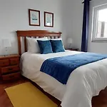 Bed & Breakfast Pequena Baleia Ferrel (Leiria)