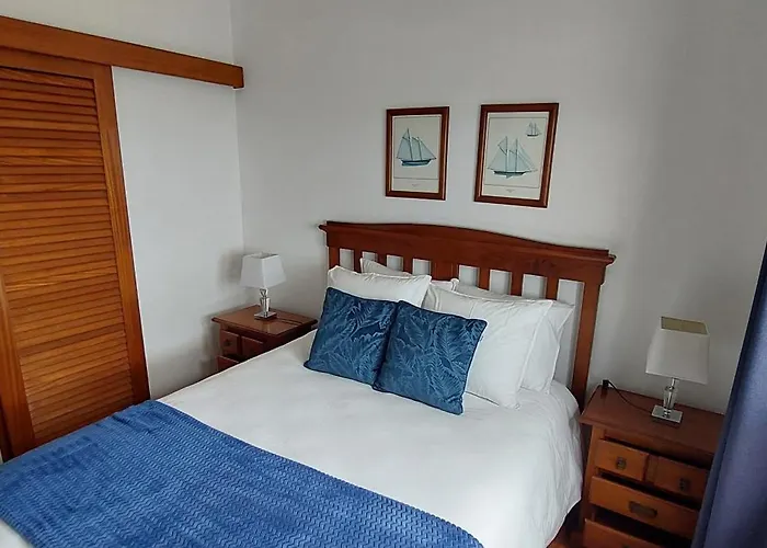 Pequena Baleia Nocleg ze śniadaniem 3*